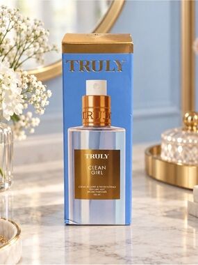 TRULY Clean Girl Perfume Mist — 180 ml